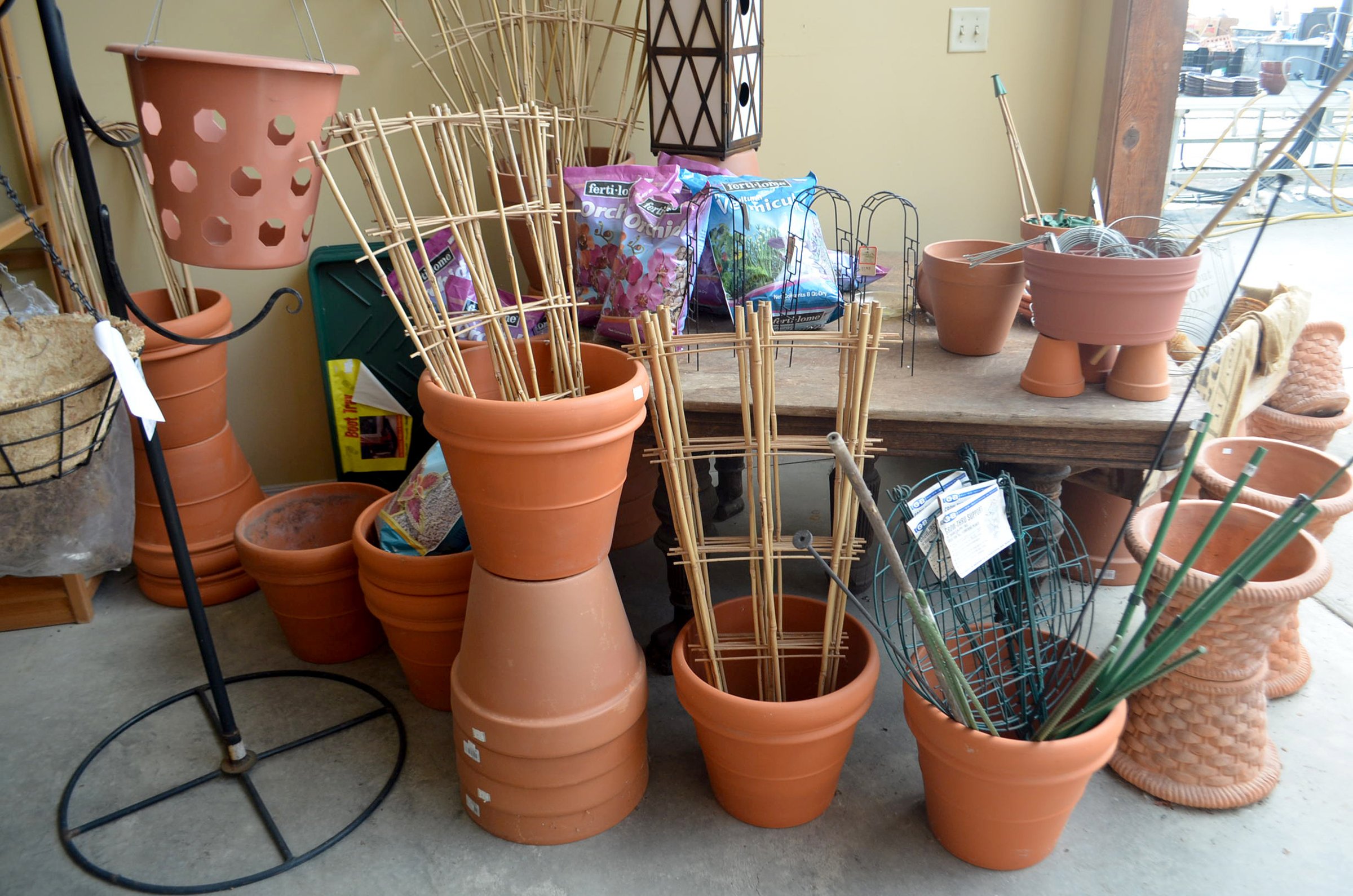 Property photo 38 - PERSONAL PROPERTY AUCTION OF DEWALD GARDENS IN ALLEN COUNTY, INDIANA